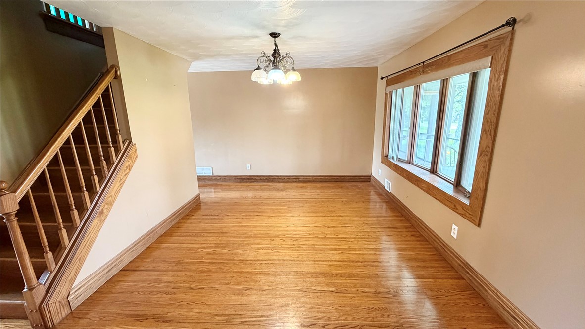 312 Berg Road Ontario, NY 14519 - Photo 6 of 31