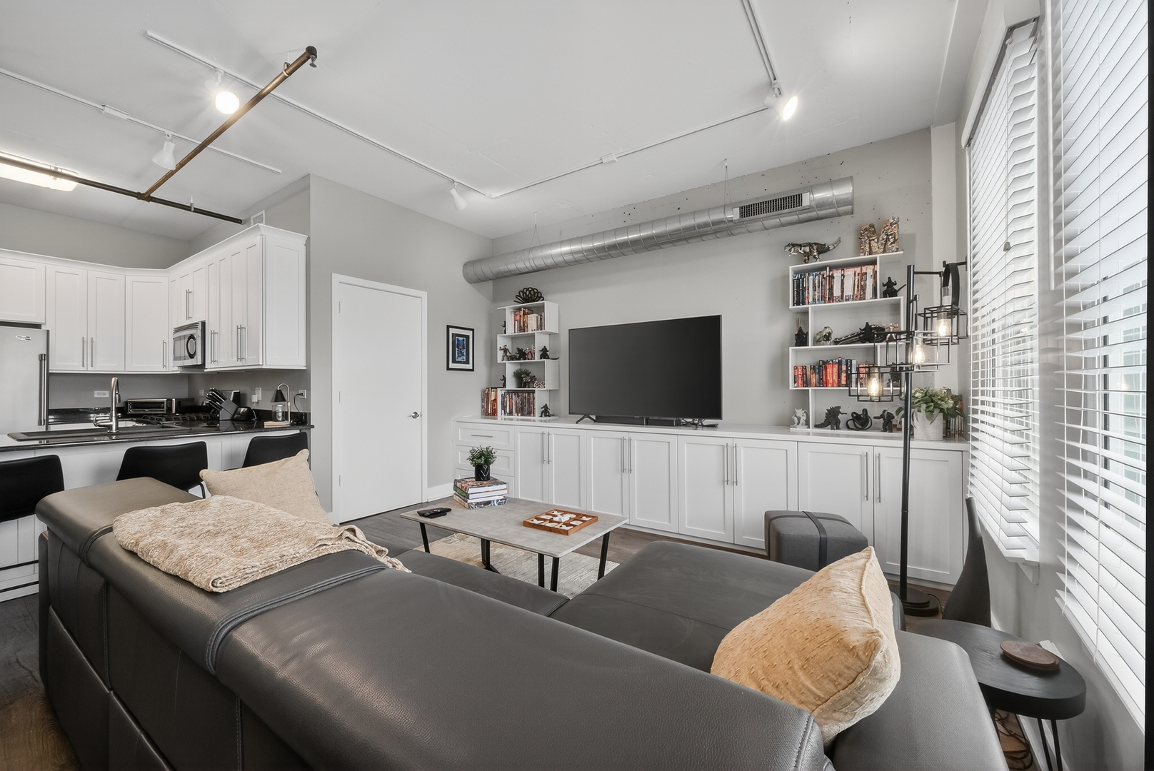 332 River Street, Unit 4504 Lemont, IL 60439 - Photo 4 of 20