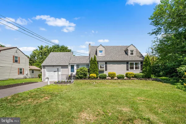 $399,900 | 310 Peach Tree Lane, Delanco, NJ 08075