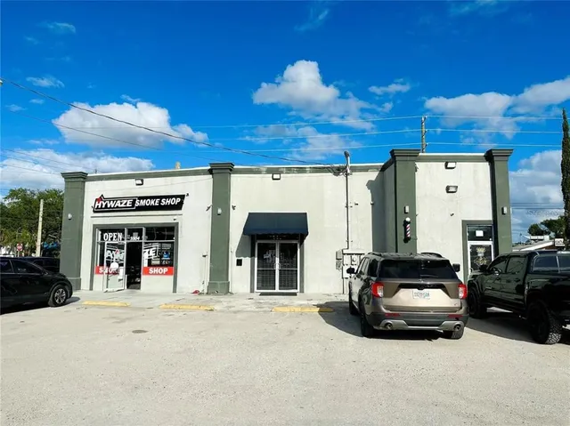 a car parked in front of a building