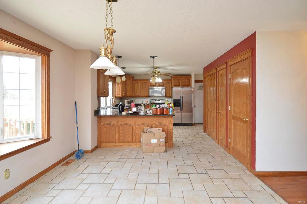 16519 Conrad Road Brighton, IL 62012 - Photo 17 of 41