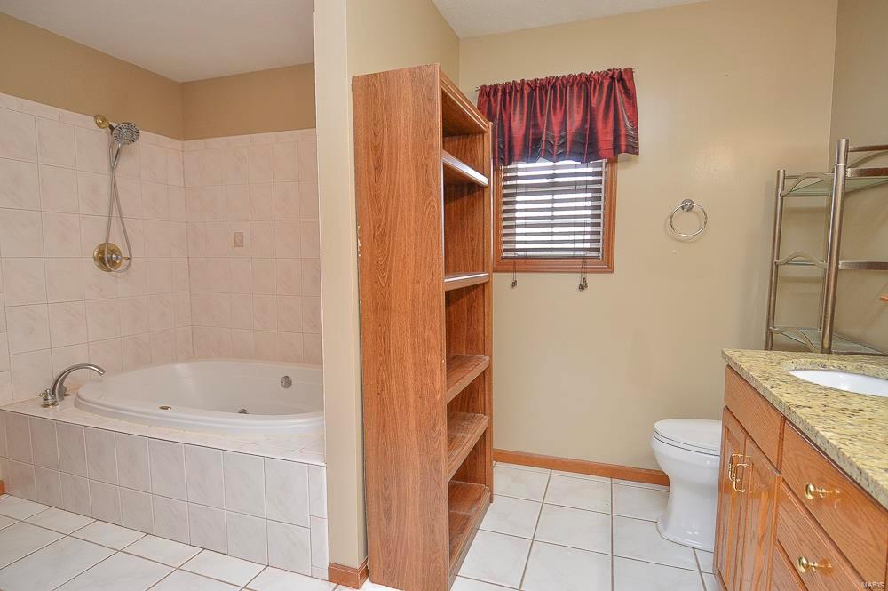 16519 Conrad Road Brighton, IL 62012 - Photo 22 of 41