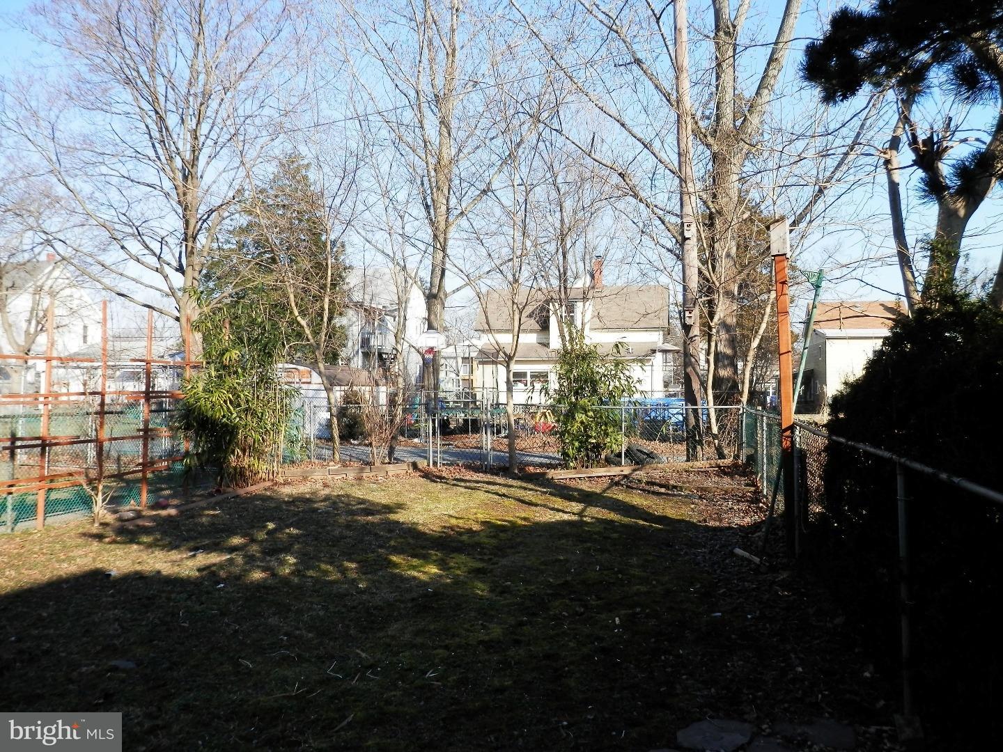 423 Ash Street Riverside, NJ 08075 - Photo 2 of 23 Back Yard