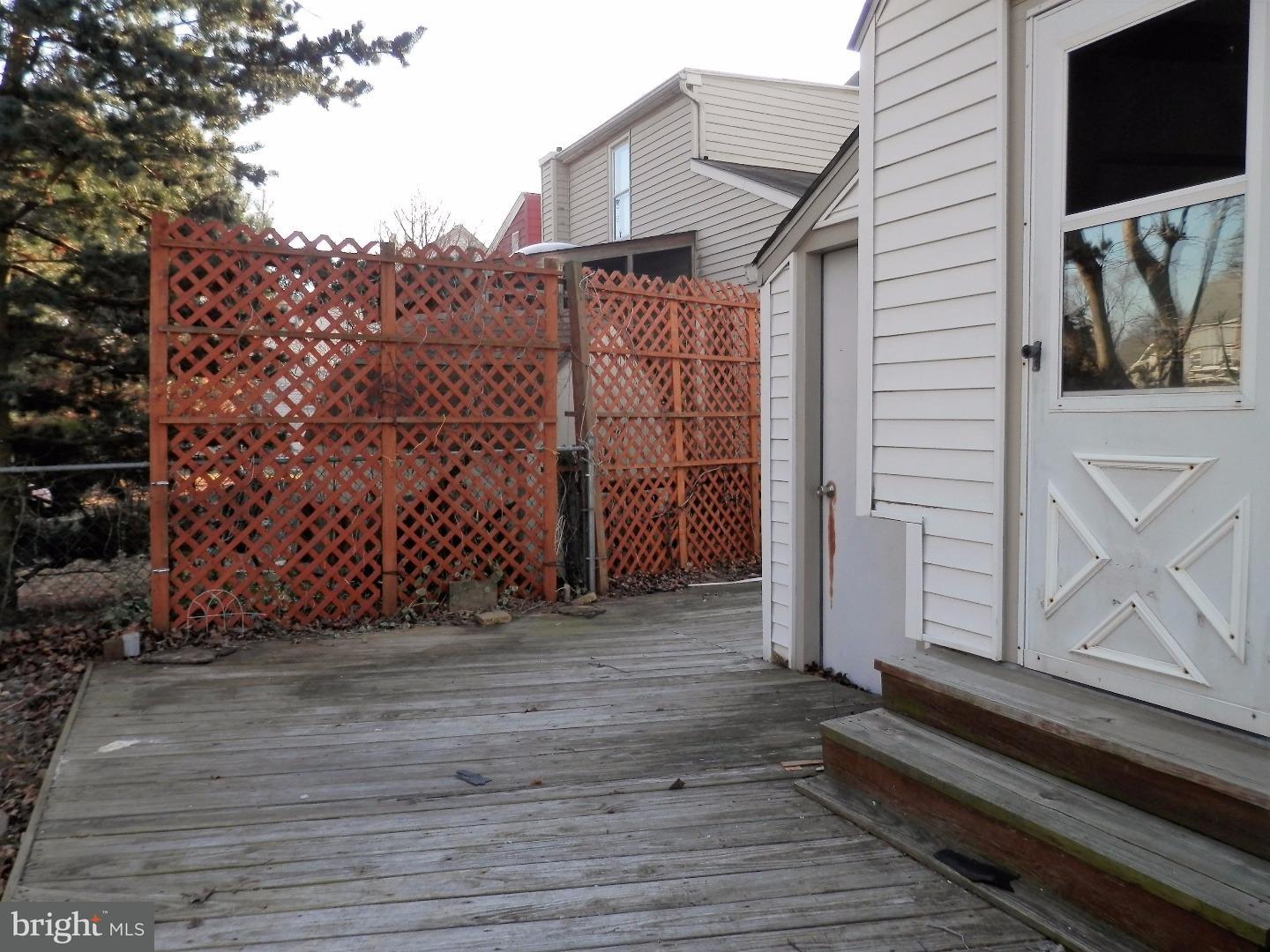 423 Ash Street Riverside, NJ 08075 - Photo 12 of 23 Deck