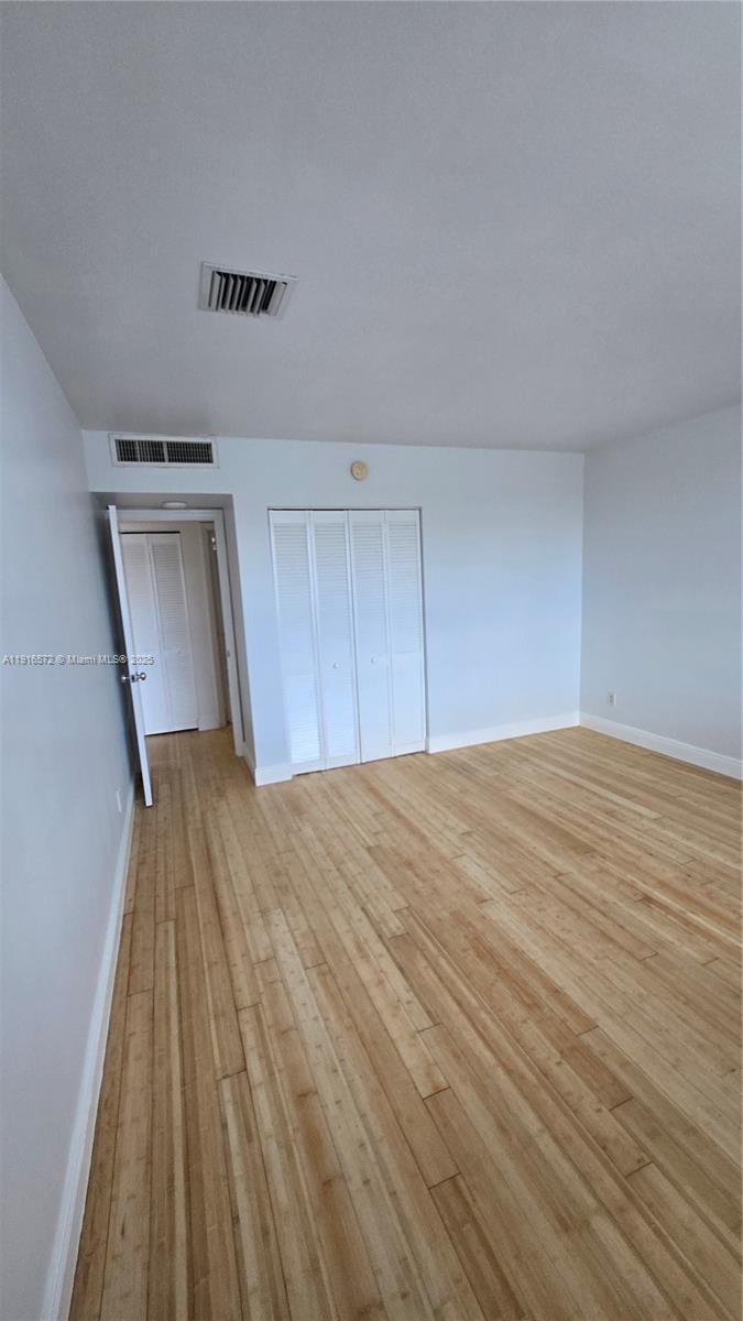 5600 Collins Avenue, Unit 17T Miami Beach, FL 33140 - Photo 18 of 52 Second bedroom