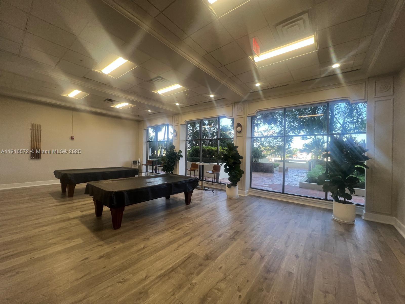 5600 Collins Avenue, Unit 17T Miami Beach, FL 33140 - Photo 45 of 52