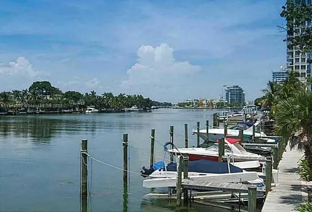 $4,450 | 5600 Collins Avenue, Unit 17T, Miami Beach, FL 33140