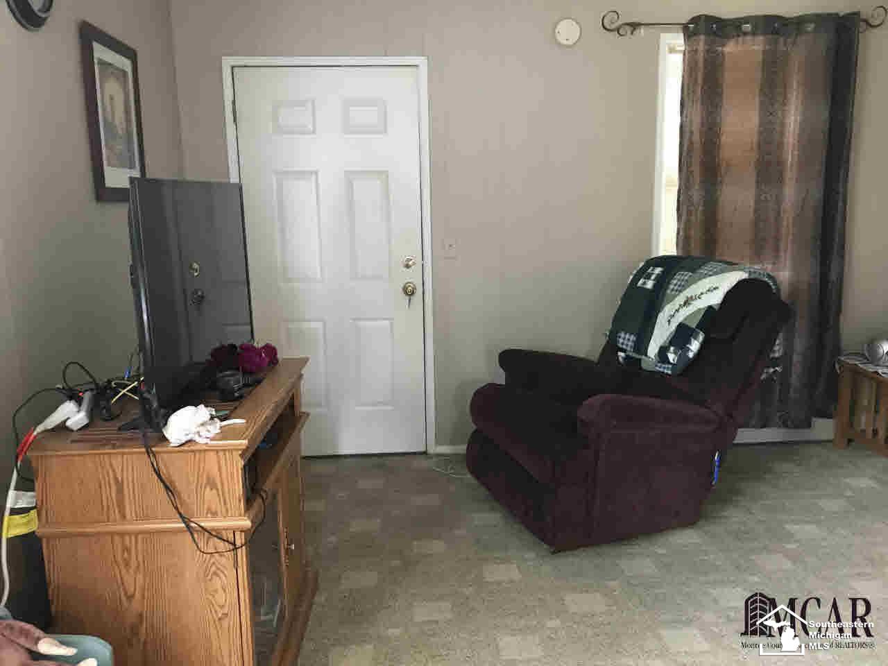 8093 Ida East Road Ida, MI 48140 - Photo 18 of 33 21298245-17.JPG