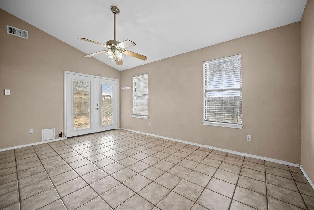 7345 Windy Ridge Drive Corpus Christi, TX 78413 - Photo 11 of 25 Dining Room
