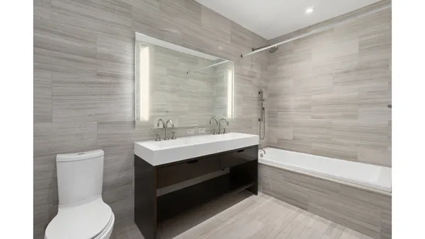 $9,250 | 250 West Street, Unit 5K | TriBeCa
