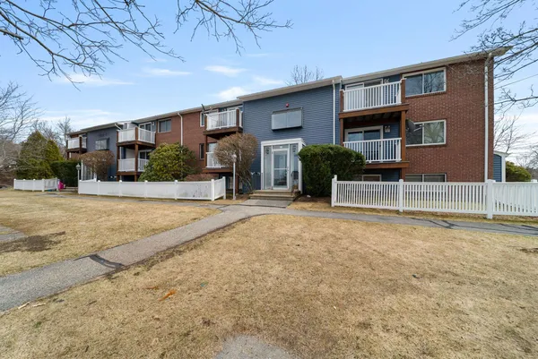 $315,000 | 24 Seabury, Unit 24, Hampton, NH 03842