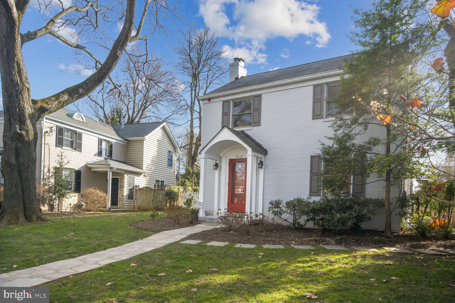 7010 Exeter Road Bethesda, MD 20814 - Photo 4 of 10