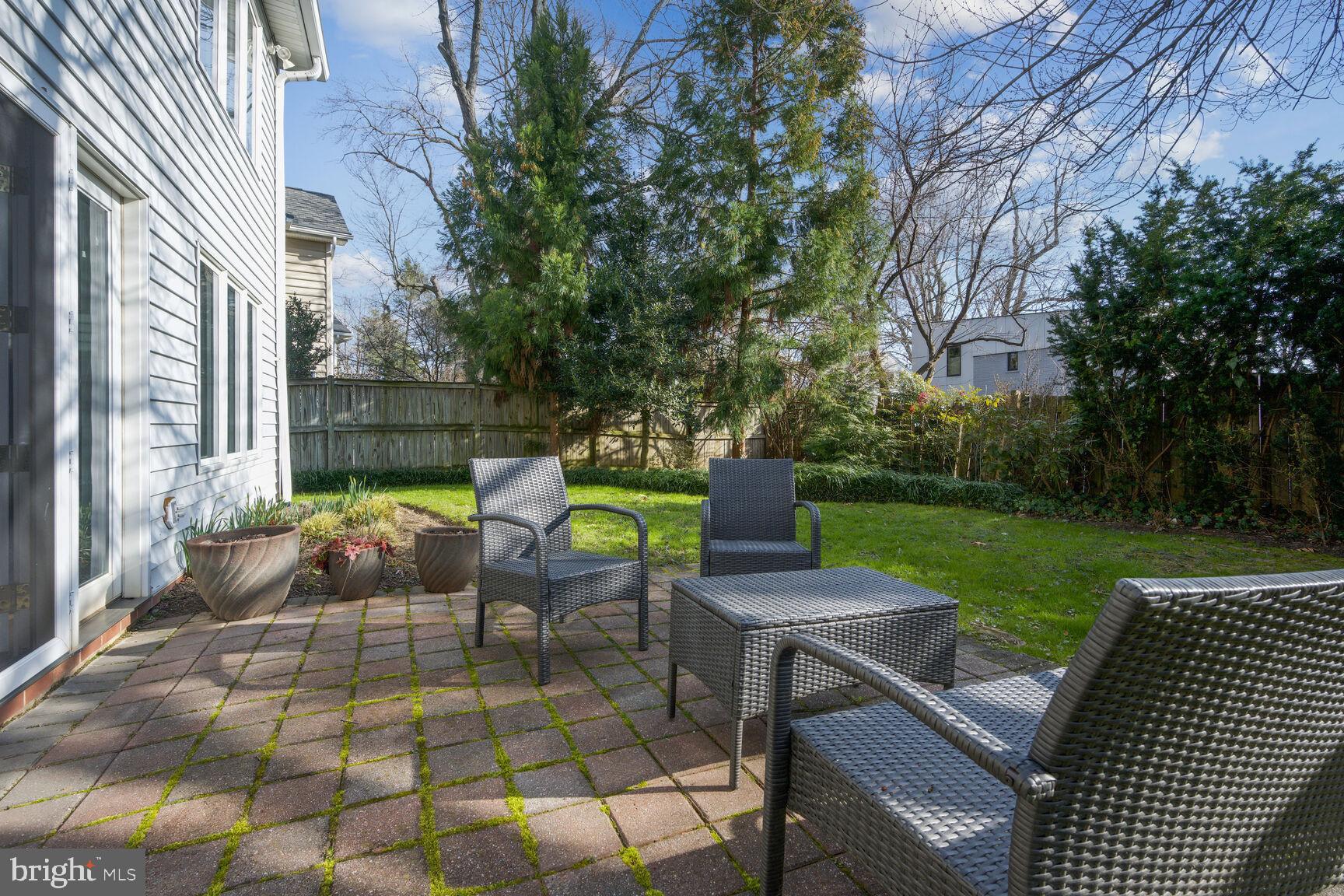 7010 Exeter Road Bethesda, MD 20814 - Photo 8 of 10