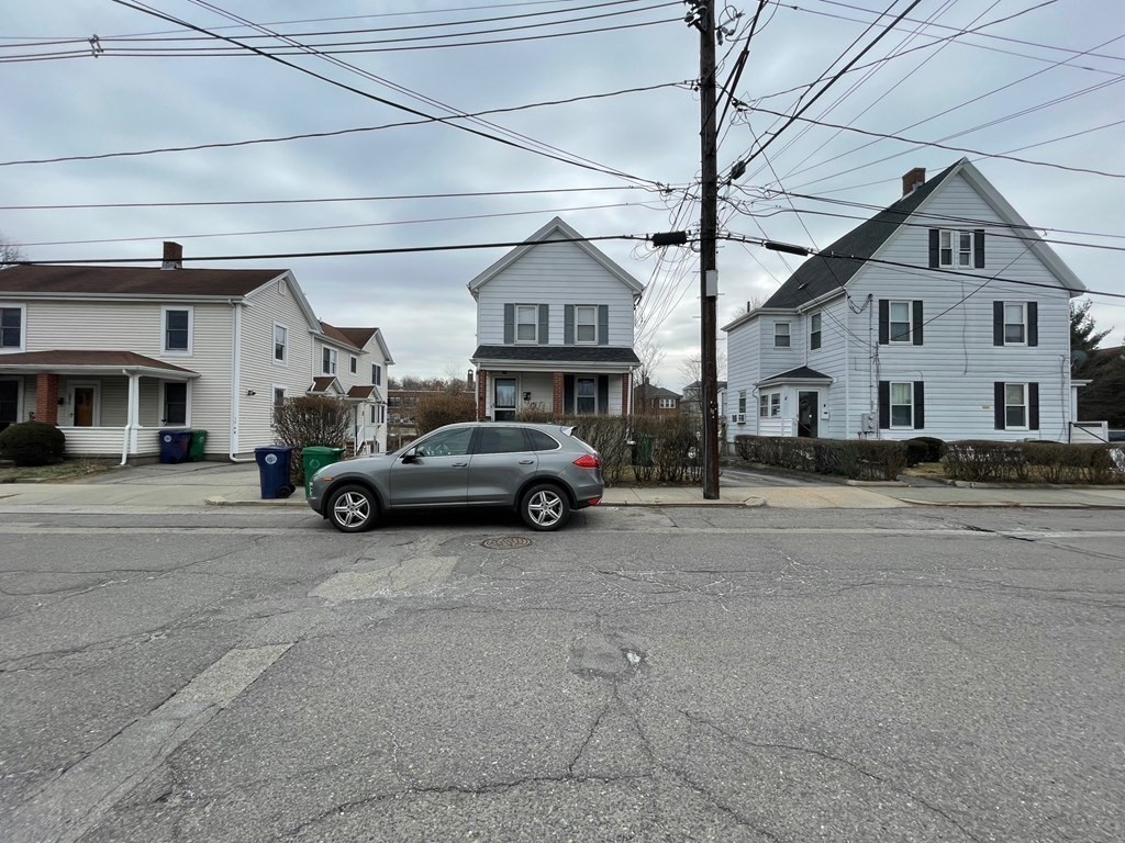 32 Lincoln Road, Unit B Newton, MA 02458 - Photo 1 of 26