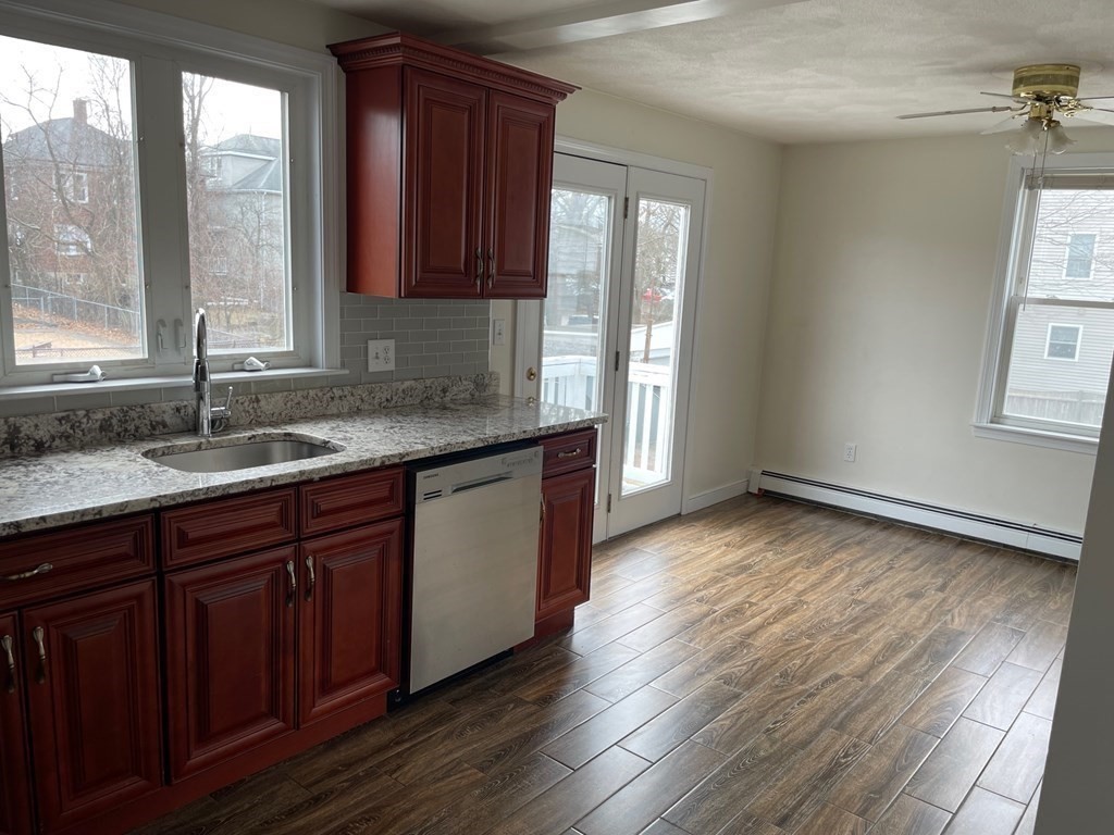 32 Lincoln Road, Unit B Newton, MA 02458 - Photo 4 of 26