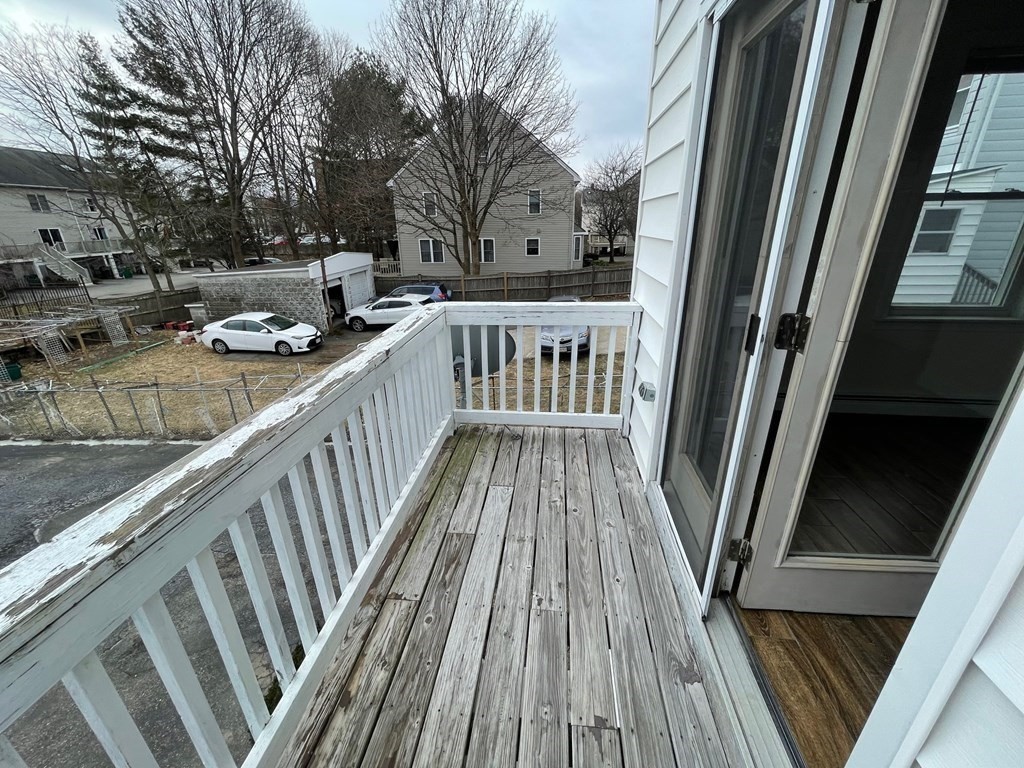 32 Lincoln Road, Unit B Newton, MA 02458 - Photo 7 of 26