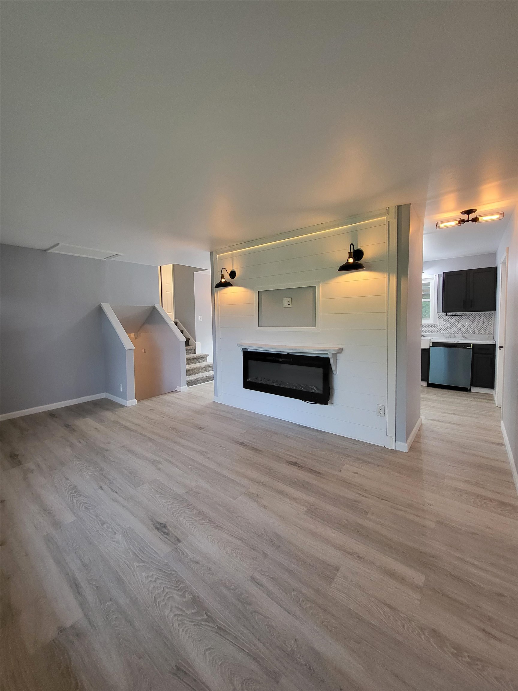 13481 Seymour Road Montrose, MI 48457 - Photo 4 of 40