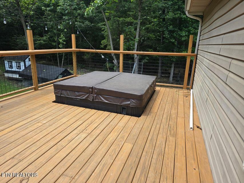 61 County Road 100 Decatur, TN 37322 - Photo 36 of 40 a view of balcony with wooden floor and fence