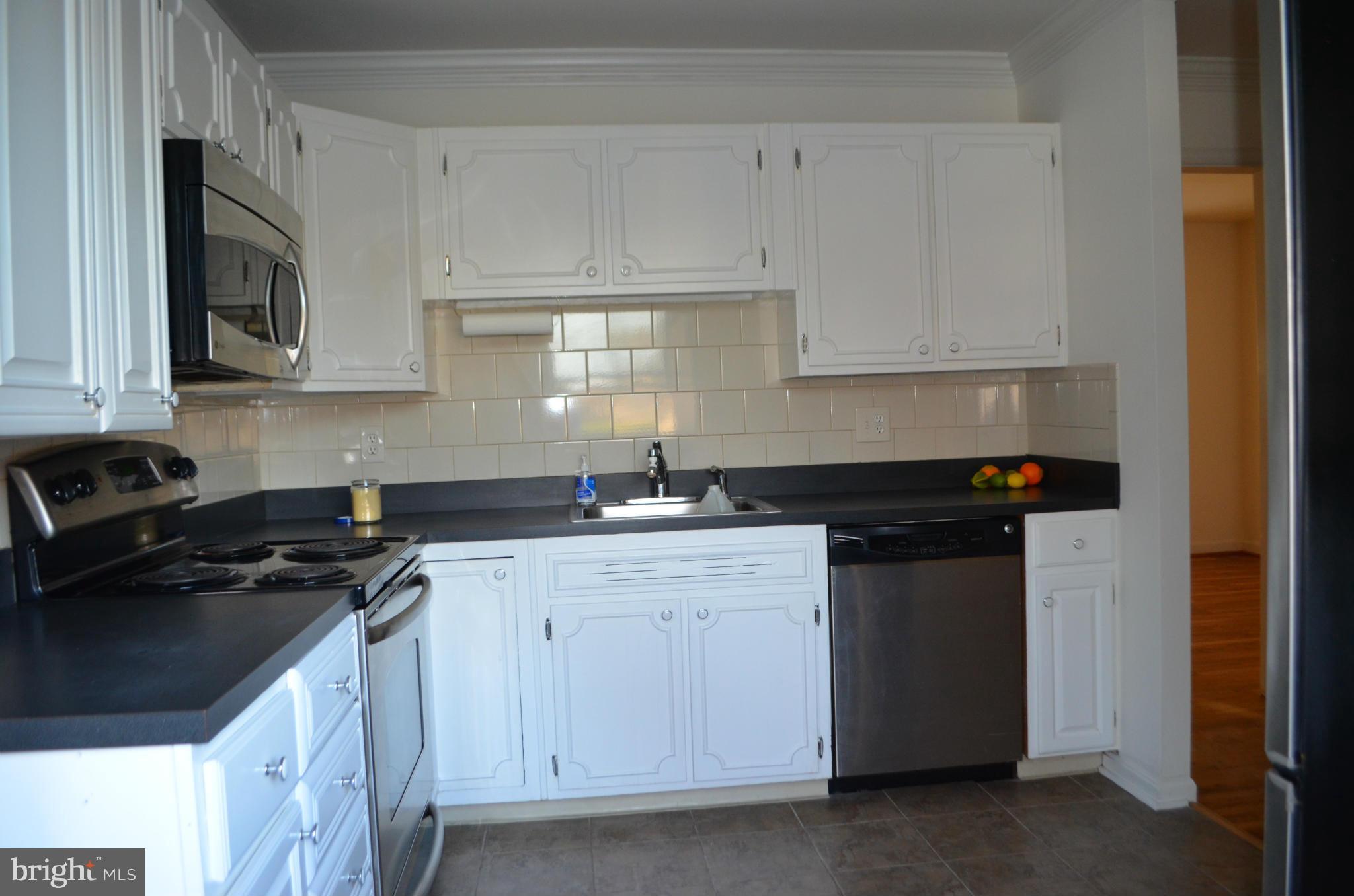 7709 Twin Oaks Road Severn, MD 21144 - Photo 6 of 21 Kitchen