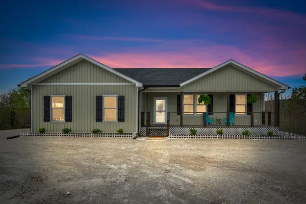 $625,000 | 1140 Bear Hollow Drive, Waverly, TN 37185