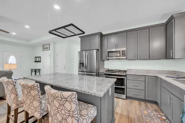 $625,000 | 1140 Bear Hollow Drive, Waverly, TN 37185