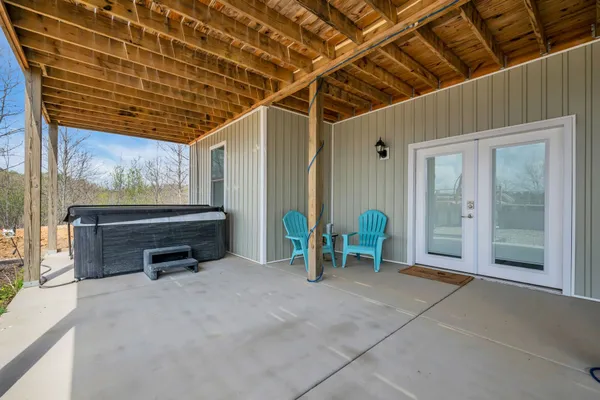 $625,000 | 1140 Bear Hollow Drive, Waverly, TN 37185