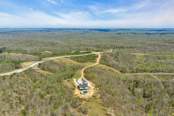 $625,000 | 1140 Bear Hollow Drive, Waverly, TN 37185
