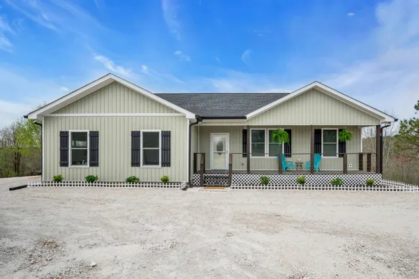 $625,000 | 1140 Bear Hollow Drive, Waverly, TN 37185