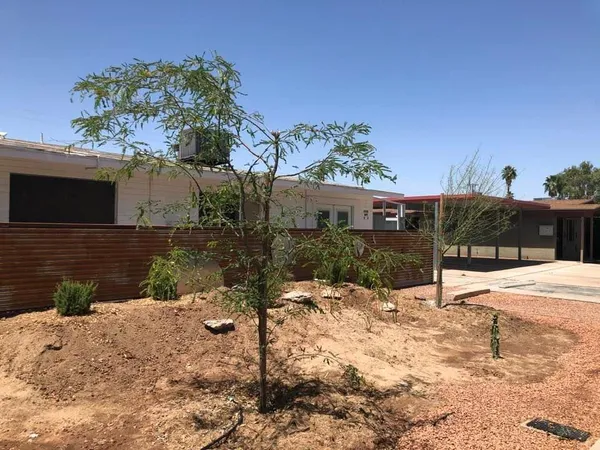$1,295 | 2106 South Granada Drive, Unit 3, Tempe, AZ 85282