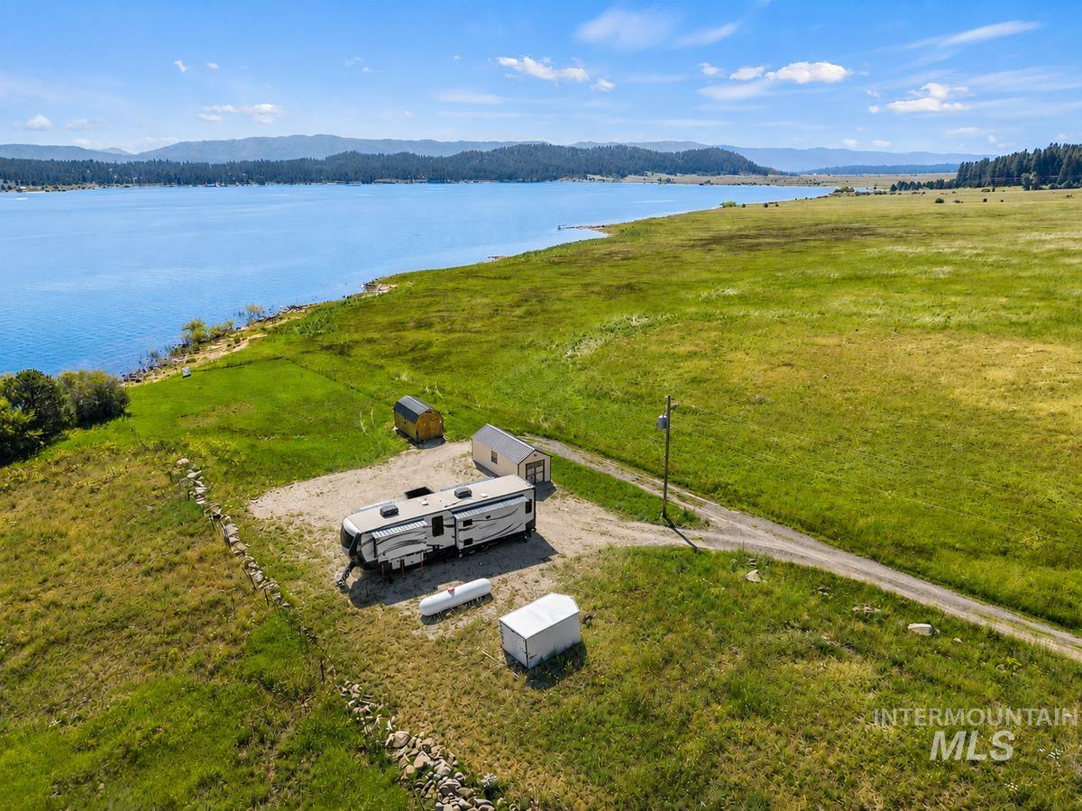 44 Pats Lane Cascade, ID 83611 - Photo 2 of 33 Looking Southeast