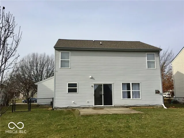 $2,300 | 14313 Harrison Parkway, Fishers, IN 46038