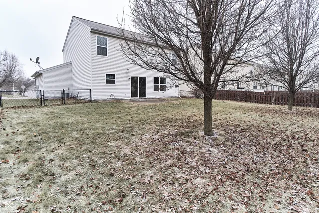 $2,300 | 14313 Harrison Parkway, Fishers, IN 46038