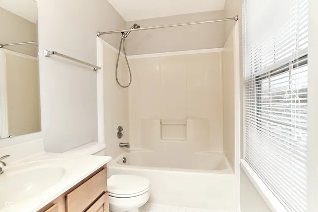 $2,300 | 14313 Harrison Parkway, Fishers, IN 46038