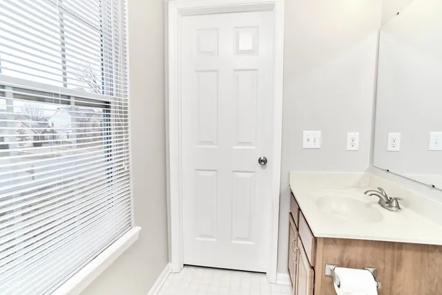 $2,300 | 14313 Harrison Parkway, Fishers, IN 46038