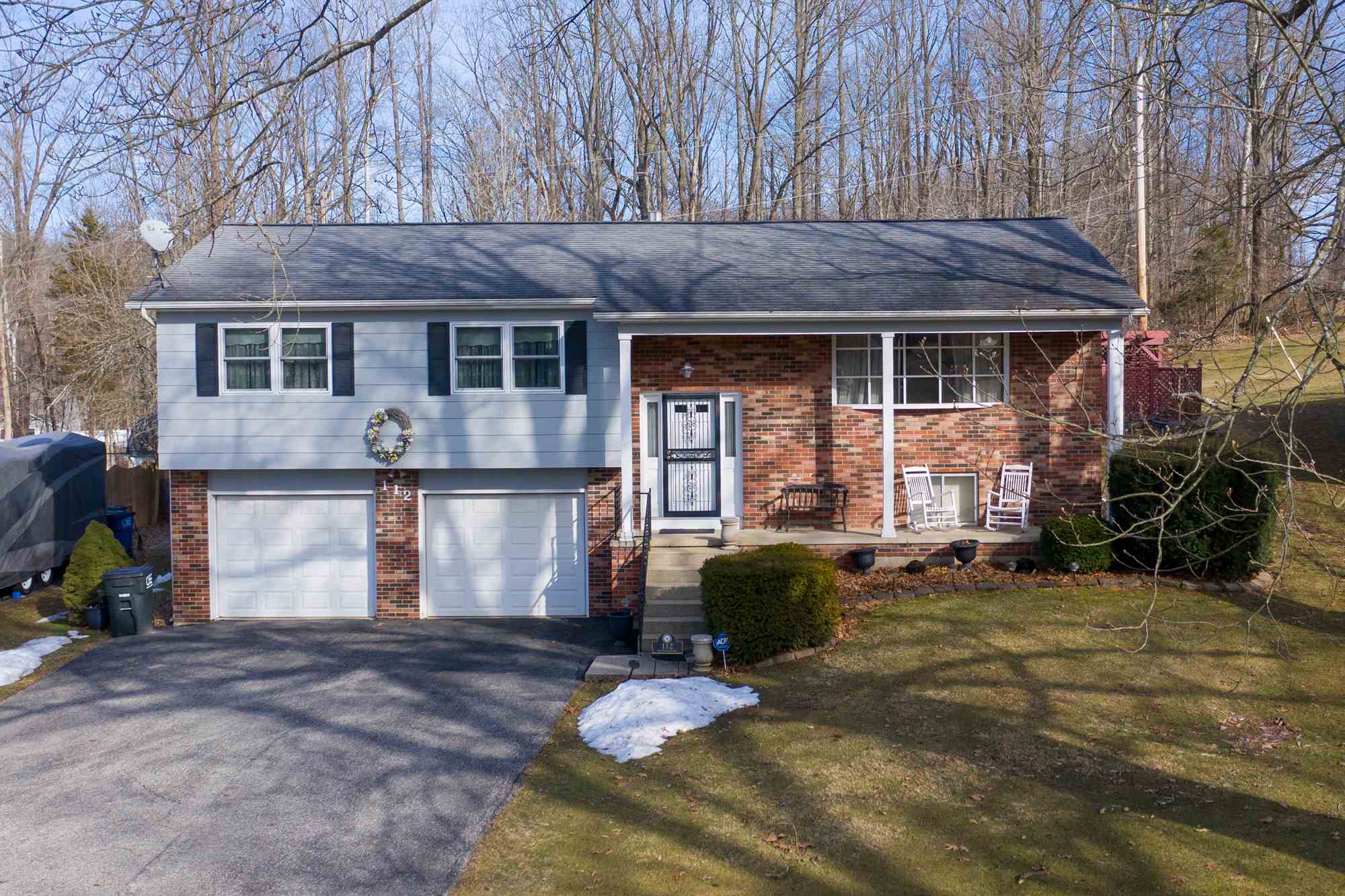 112 Mt Pleasant Road Bedford, IN 47421 - Photo 2 of 35