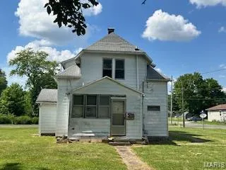 $21,900 | 712 East Harrison Street, Sparta, IL 62286