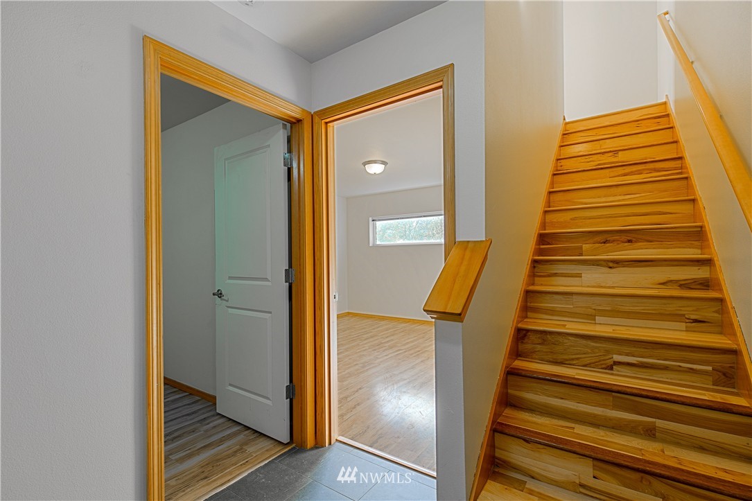 7953 9th Avenue Southwest, Unit A Seattle, WA 98106 - Photo 21 of 24