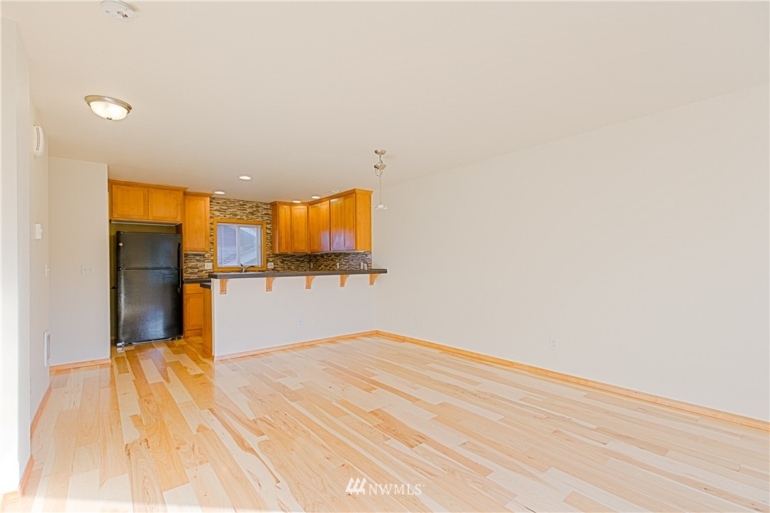 7953 9th Avenue Southwest, Unit A Seattle, WA 98106 - Photo 4 of 24