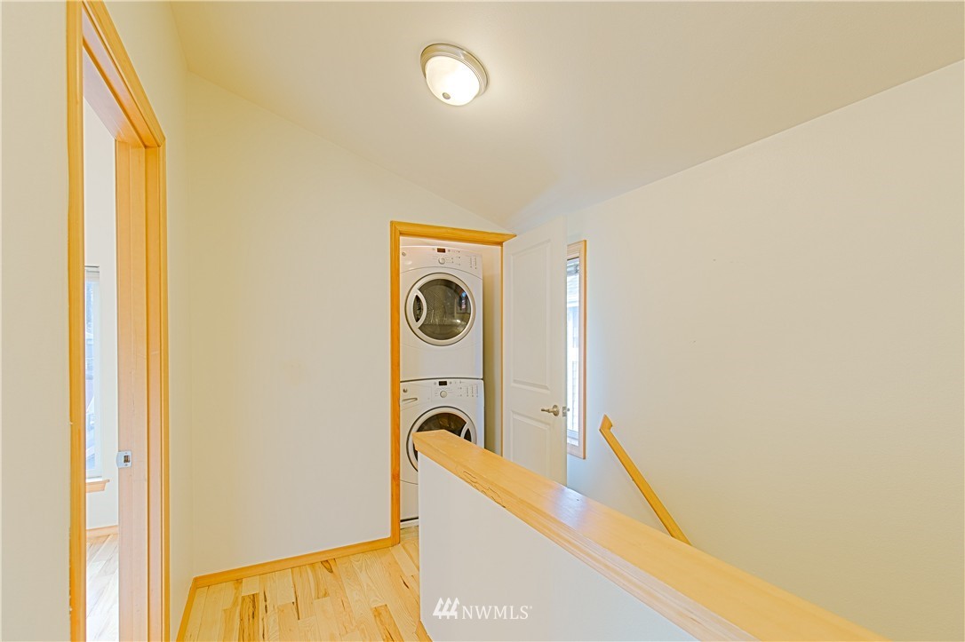 7953 9th Avenue Southwest, Unit A Seattle, WA 98106 - Photo 9 of 24