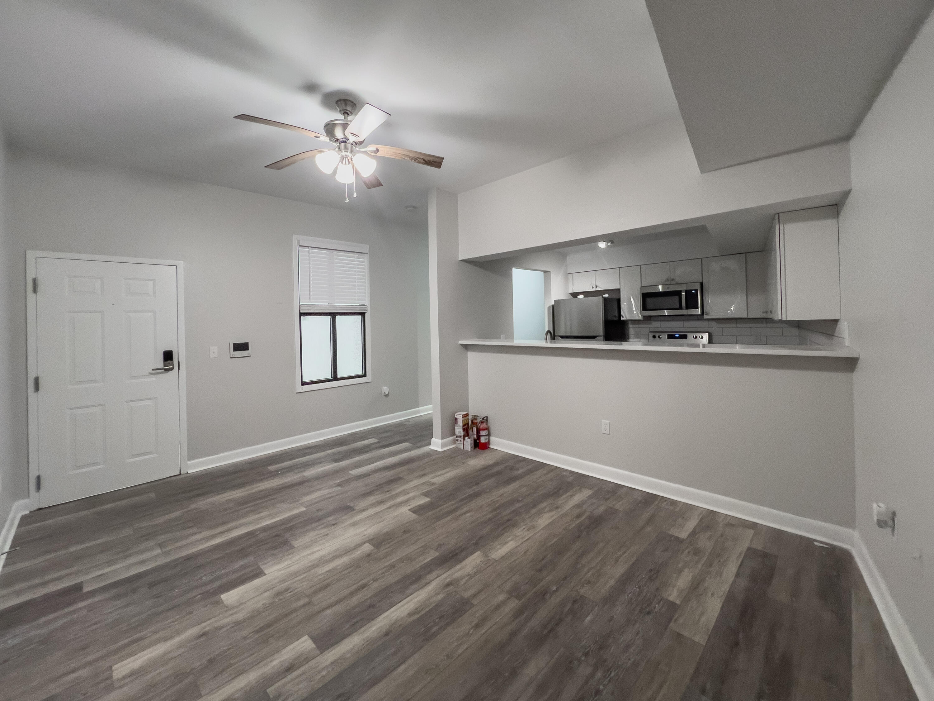 151 Calhoun Street, Unit B Charleston, SC 29401 - Photo 5 of 13 IMG_4205