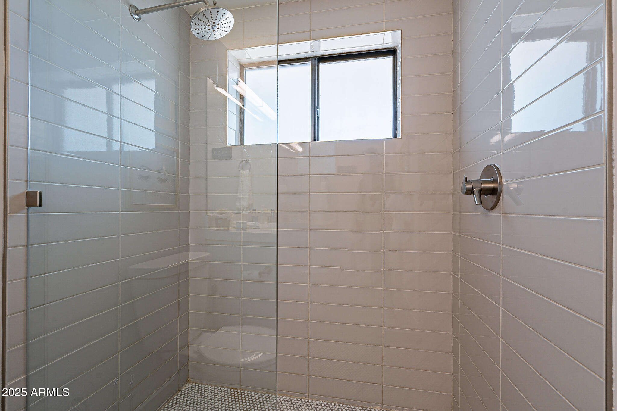 4351 North 36th Street, Unit 2 Phoenix, AZ 85018 - Photo 15 of 24 a bathroom with a shower
