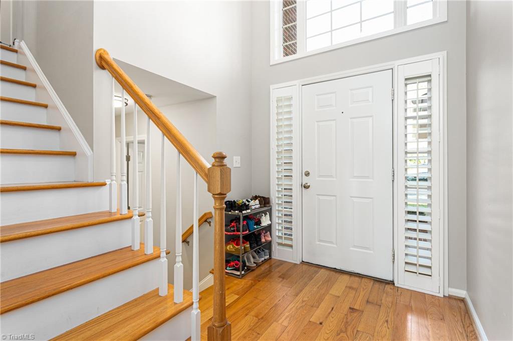 7504 Riverside Court Clemmons, NC 27012 - Photo 5 of 26 Gallery Image 5