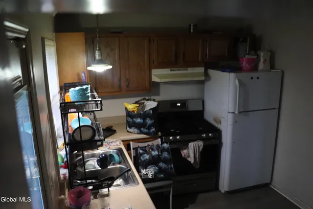 $199,000 | 1 Holmes Court, Albany, NY 12209