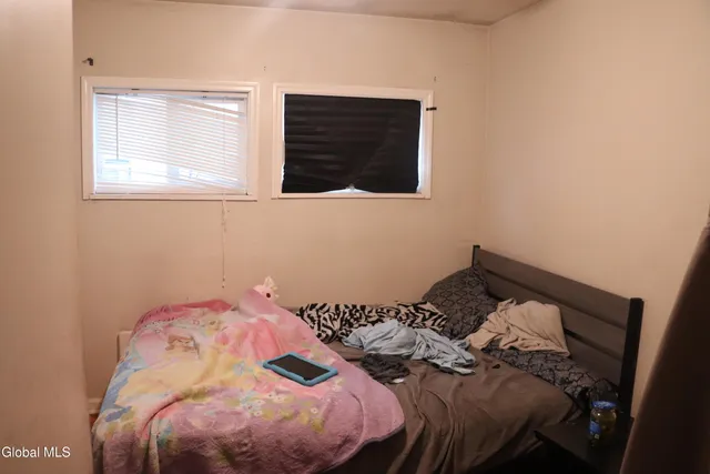 $199,000 | 1 Holmes Court, Albany, NY 12209