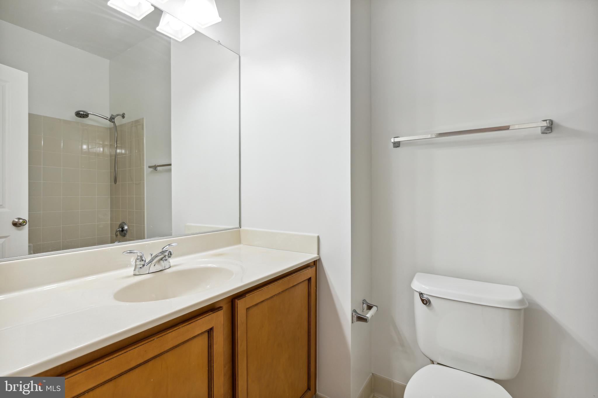 9807 Garden Ranges Laurel, MD 20723 - Photo 13 of 21 Bathroom 2