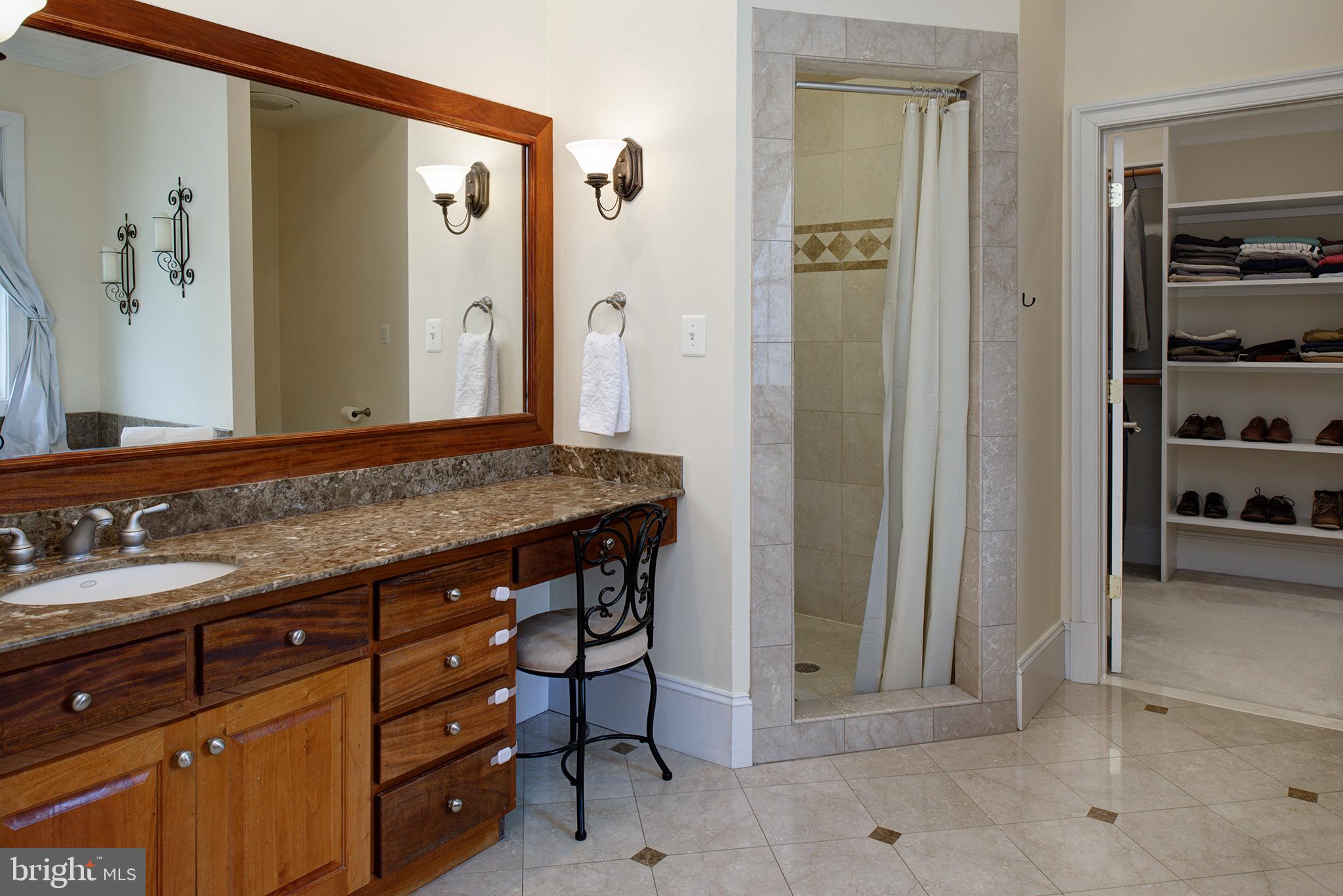 18388 Blue Ridge Mountain Road Bluemont, VA 20135 - Photo 32 of 86