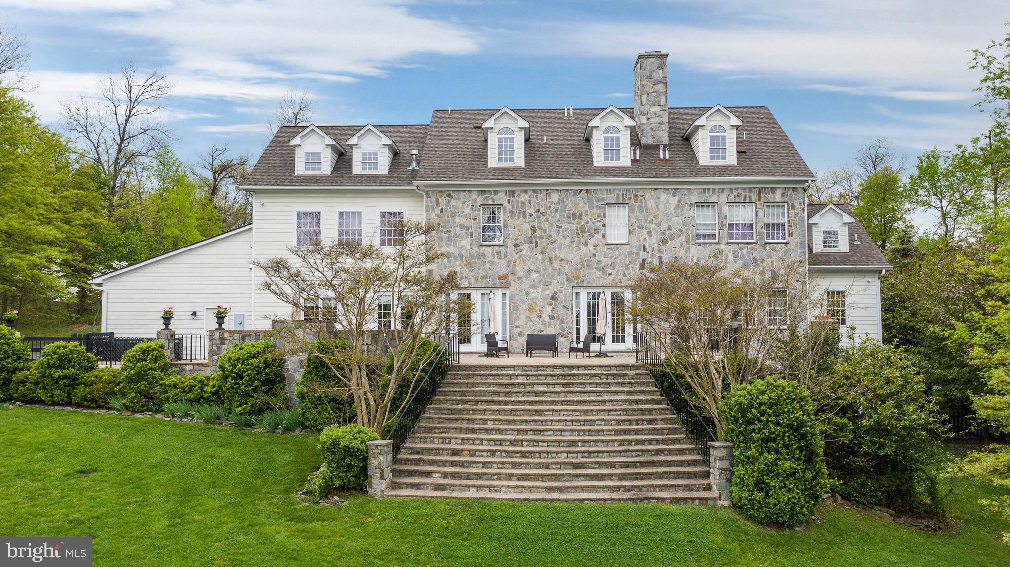 18388 Blue Ridge Mountain Road Bluemont, VA 20135 - Photo 44 of 86