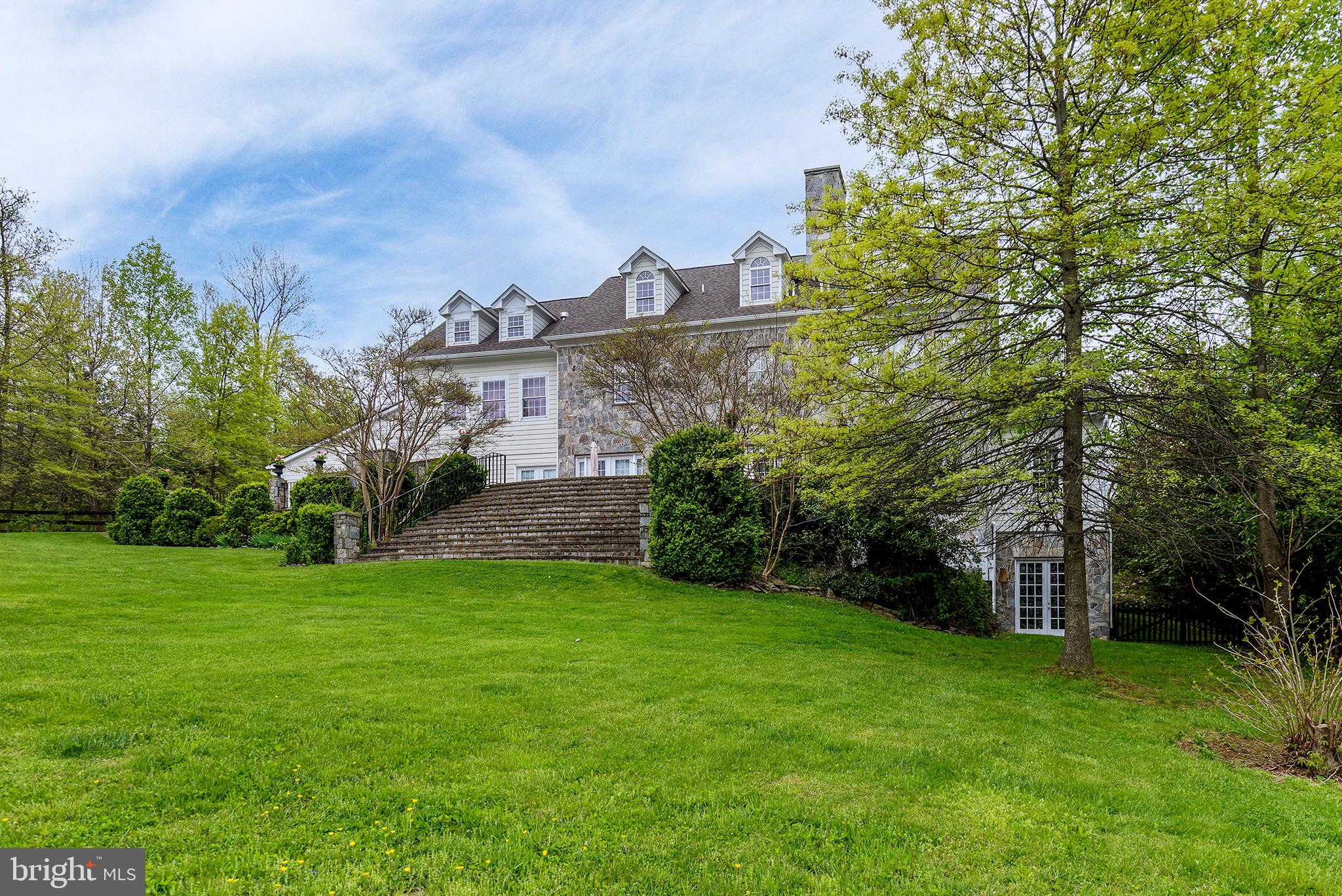 18388 Blue Ridge Mountain Road Bluemont, VA 20135 - Photo 52 of 86