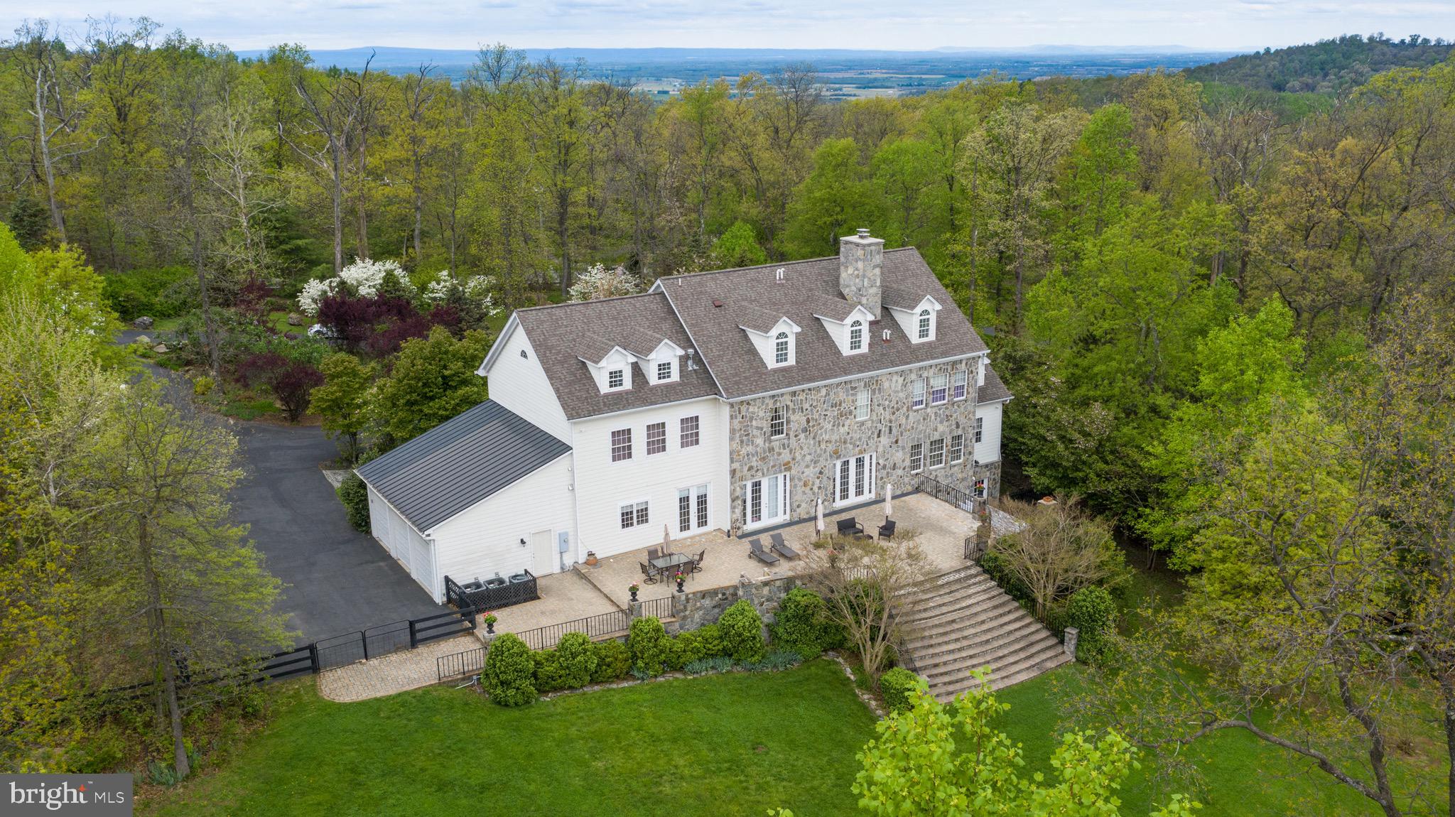 18388 Blue Ridge Mountain Road Bluemont, VA 20135 - Photo 73 of 86