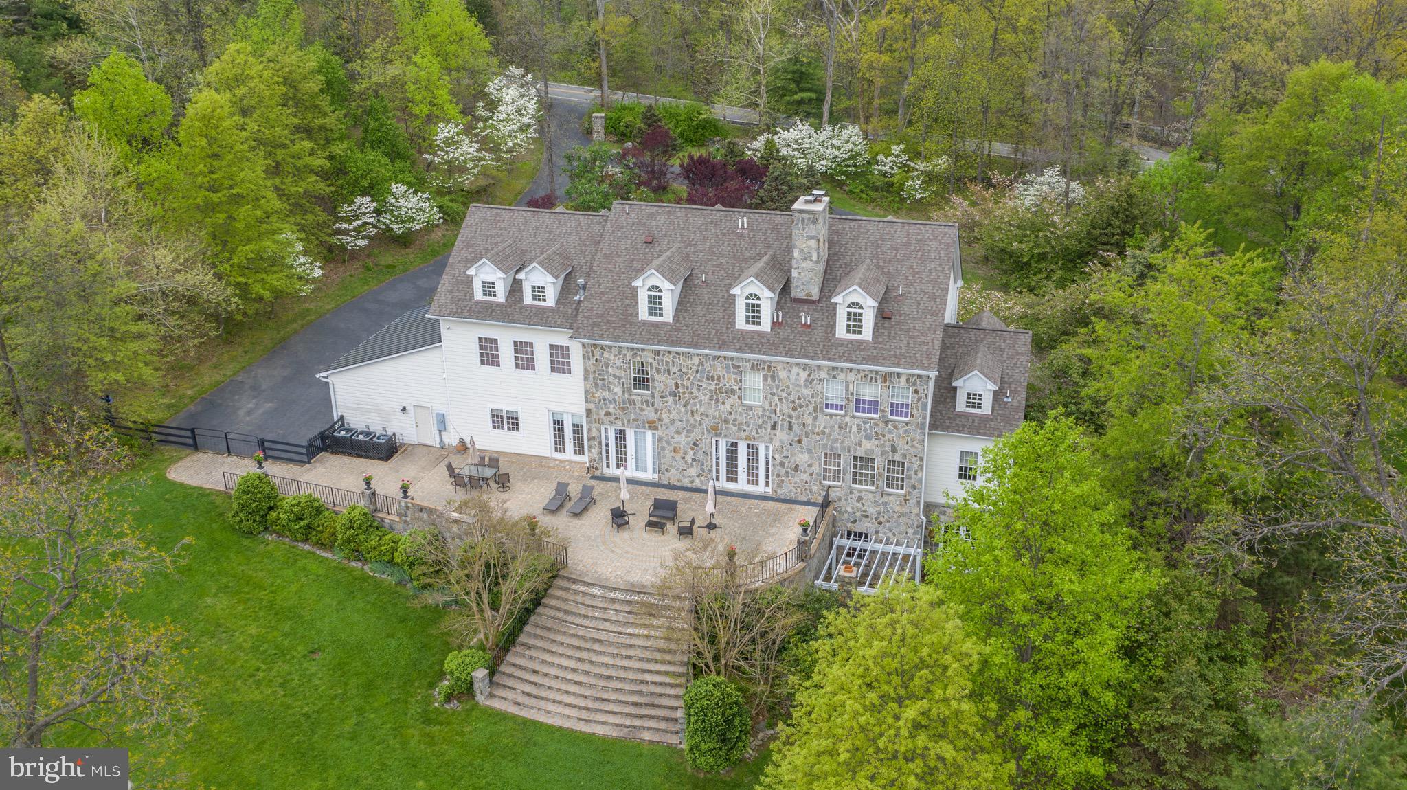 18388 Blue Ridge Mountain Road Bluemont, VA 20135 - Photo 75 of 86